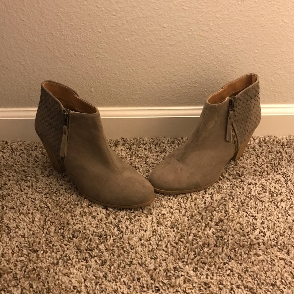 Booties - Picture 4 of 6